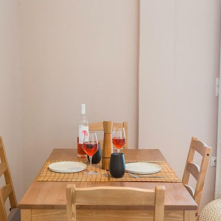 100M2 Luxury Apartment In The Heart Of Athens - Living Stone Emerald Esterno foto