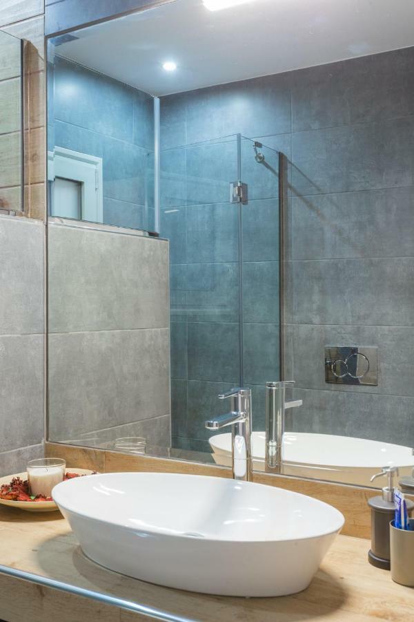 100M2 Luxury Apartment In The Heart Of Athens - Living Stone Emerald Esterno foto